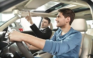 Schedule a test drive at Jerry’s Chrysler Dodge Jeep Ram in Sheldon, IA.